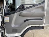 三菱ふそうキャンターアルミバン小型（2t・3t）[写真28]