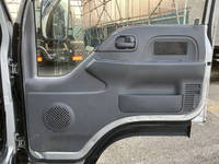 いすゞエルフアルミバン小型（2t・3t）[写真30]