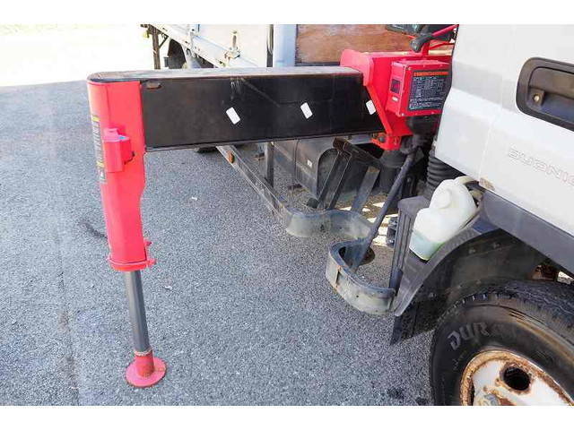 三菱ふそうキャンタークレーン3段小型（2t・3t）[写真11]