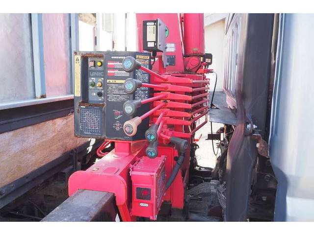 三菱ふそうキャンタークレーン3段小型（2t・3t）[写真12]