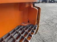 三菱ふそうファイターアルミブロック中型（4t）[写真09]