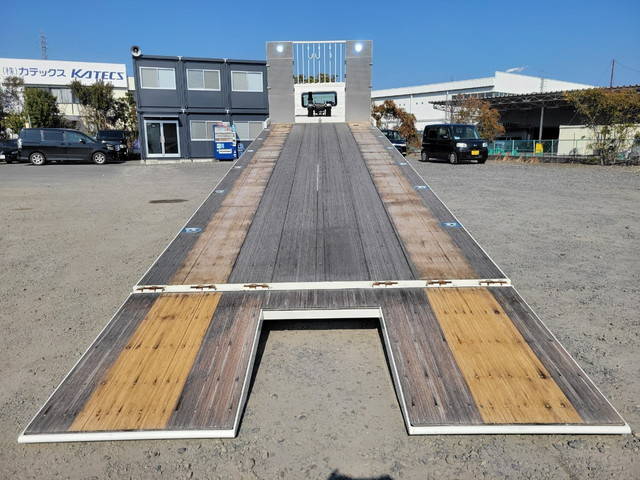 日野プロフィアセーフティローダー大型（10t）[写真10]