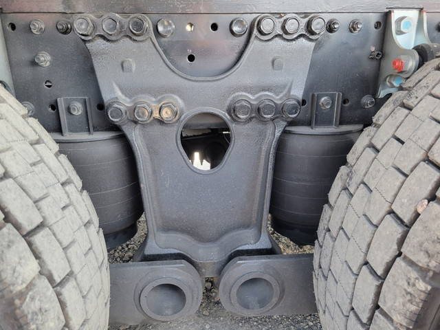 日野プロフィアセーフティローダー大型（10t）[写真21]