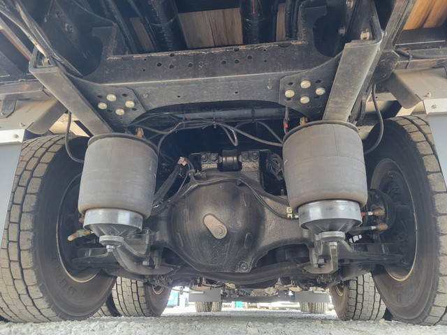 日野プロフィアセーフティローダー大型（10t）[写真26]