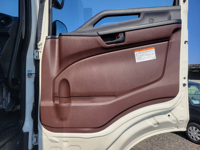 日野プロフィアセーフティローダー大型（10t）[写真28]