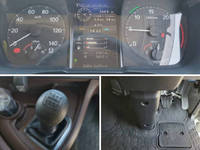 日野プロフィアセーフティローダー大型（10t）[写真34]