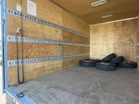 三菱ふそうキャンターアルミバン小型（2t・3t）[写真10]