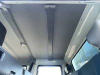 三菱ふそうキャンターアルミバン小型（2t・3t）[写真29]