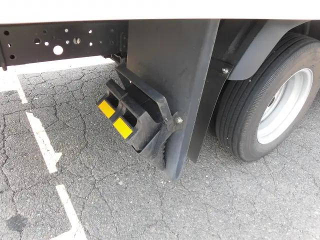 日野デュトロアルミバン小型（2t・3t）[写真17]