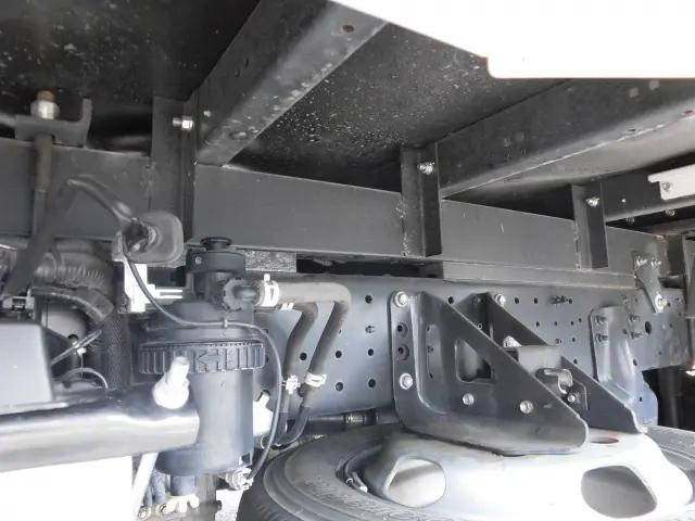 日野デュトロアルミバン小型（2t・3t）[写真20]