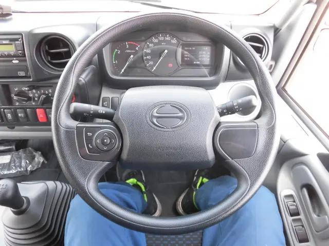 日野デュトロアルミバン小型（2t・3t）[写真27]