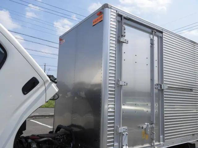 日野デュトロアルミバン小型（2t・3t）[写真07]