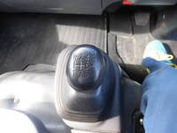 いすゞエルフクレーン3段小型（2t・3t）[写真28]