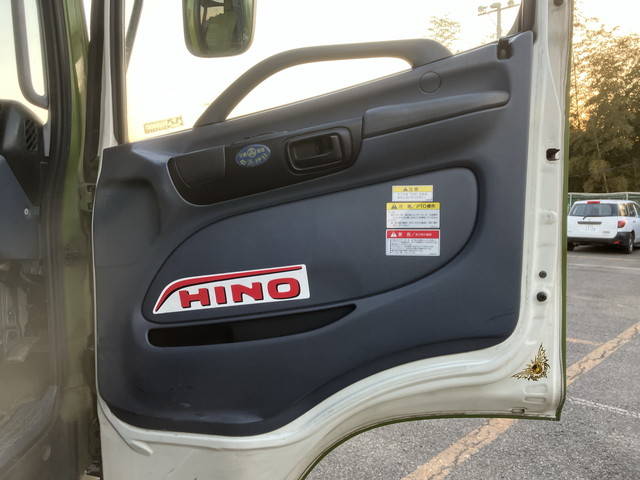 日野レンジャーセーフティローダー増トン（6t・8t）[写真30]