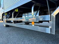 三菱ふそうキャンターアルミバン小型（2t・3t）[写真21]