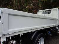 三菱ふそうキャンター平ボディ小型（2t・3t）[写真12]