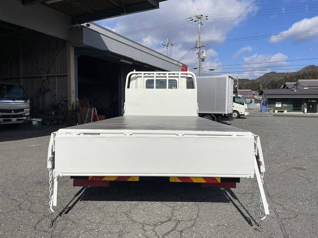 日野デュトロ平ボディ小型（2t・3t）[写真11]