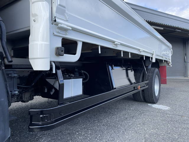 日野デュトロ平ボディ小型（2t・3t）[写真18]