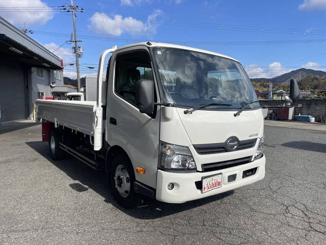 日野デュトロ平ボディ小型（2t・3t）[写真03]