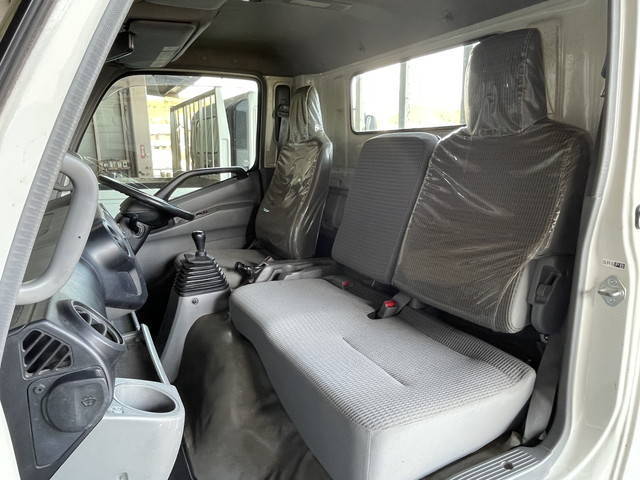 日野デュトロ平ボディ小型（2t・3t）[写真30]