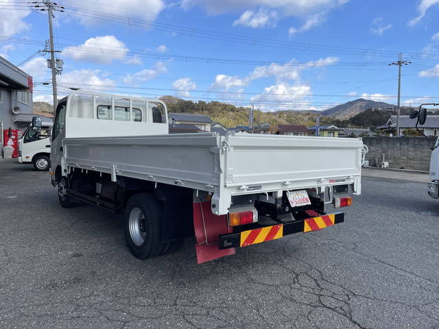 日野デュトロ平ボディ小型（2t・3t）[写真04]