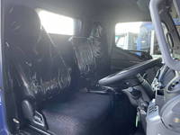 三菱ふそうキャンター平ボディ小型（2t・3t）[写真33]