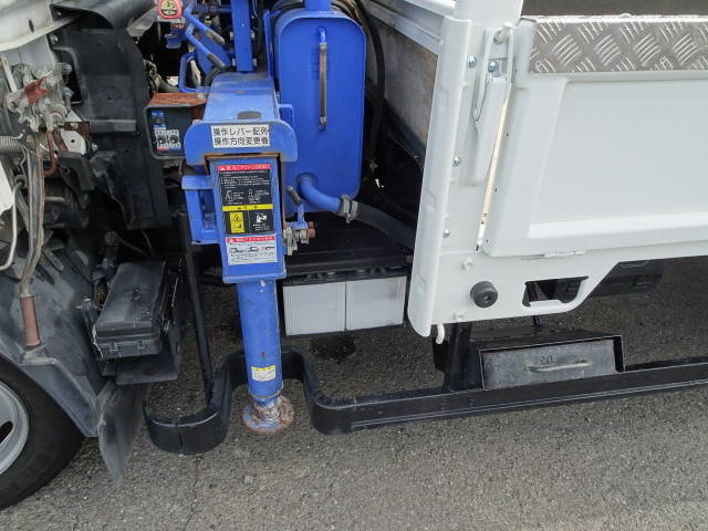 いすゞエルフクレーン3段小型（2t・3t）[写真15]