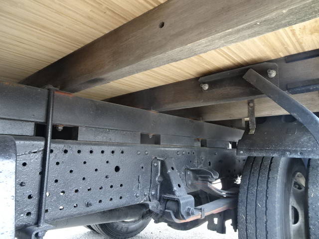 いすゞエルフクレーン3段小型（2t・3t）[写真21]