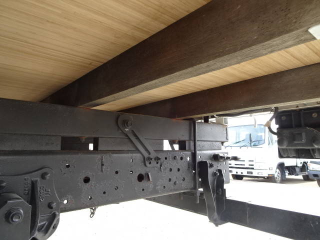 いすゞエルフクレーン3段小型（2t・3t）[写真22]