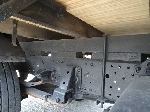 いすゞエルフクレーン3段小型（2t・3t）[写真24]