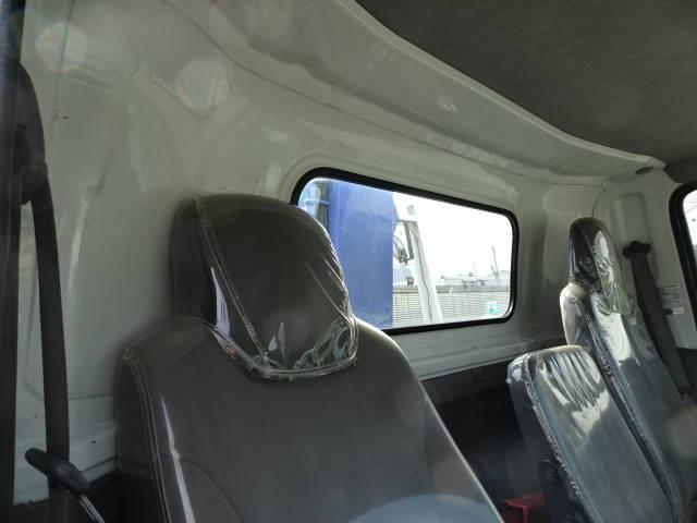 いすゞエルフクレーン3段小型（2t・3t）[写真30]