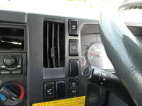 いすゞエルフクレーン3段小型（2t・3t）[写真33]