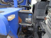 いすゞエルフクレーン3段小型（2t・3t）[写真07]