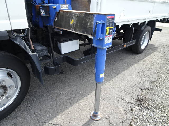 いすゞエルフクレーン3段小型（2t・3t）[写真09]