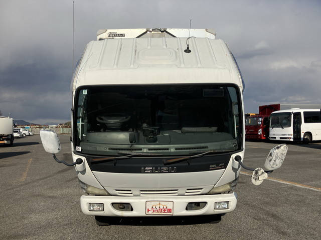 いすゞエルフアルミウイング小型（2t・3t）[写真08]