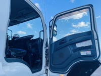 いすゞギガダンプ大型（10t）[写真11]