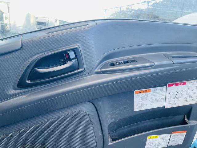 いすゞギガダンプ大型（10t）[写真11]