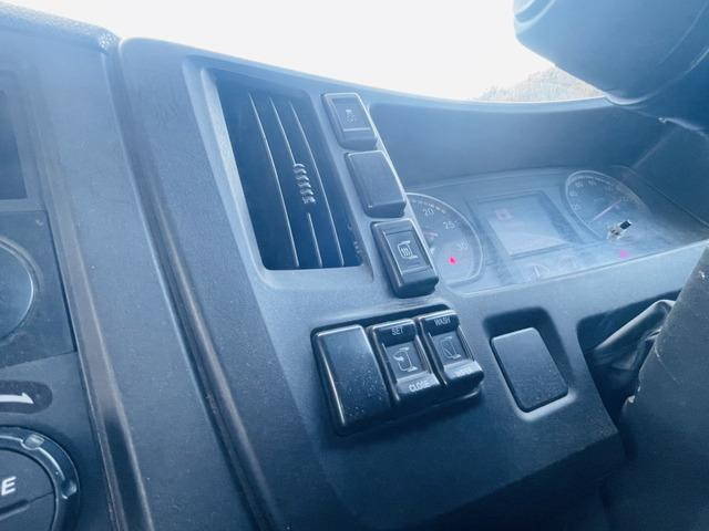 いすゞギガダンプ大型（10t）[写真17]