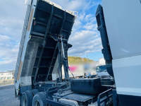 いすゞギガダンプ大型（10t）[写真05]