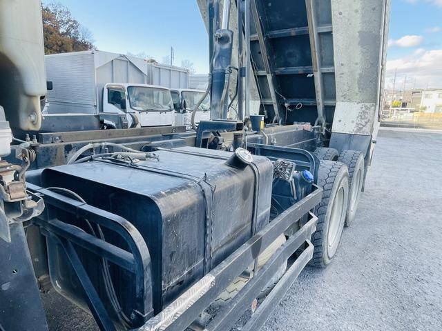 いすゞギガダンプ大型（10t）[写真08]