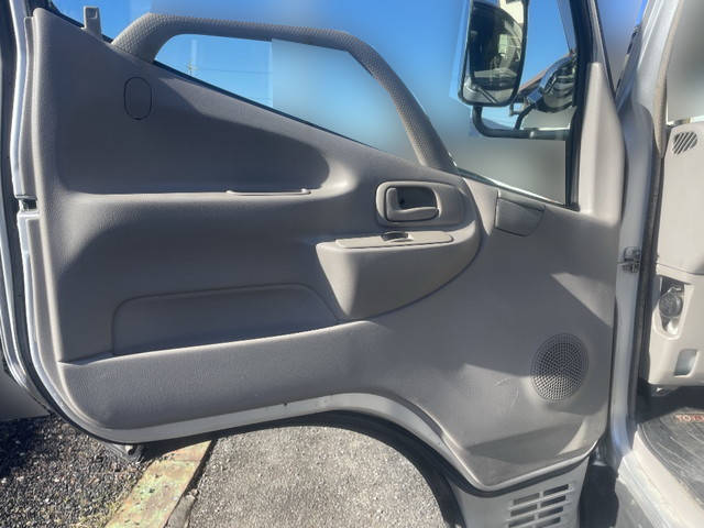 トヨタダイナ回送車小型（2t・3t）[写真23]