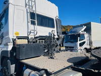 UDトラックスクオントレーラーヘッド（トラクターヘッド）大型（10t）[写真20]