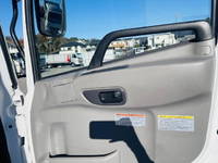 UDトラックスクオントレーラーヘッド（トラクターヘッド）大型（10t）[写真22]