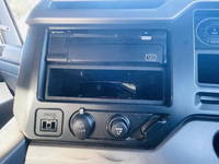 UDトラックスクオントレーラーヘッド（トラクターヘッド）大型（10t）[写真29]