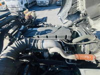 UDトラックスクオントレーラーヘッド（トラクターヘッド）大型（10t）[写真34]