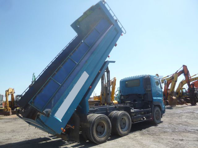 日野プロフィアダンプ大型（10t）[写真02]