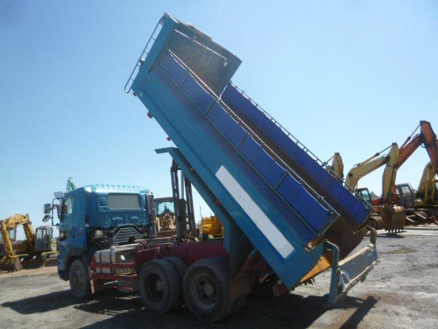 日野プロフィアダンプ大型（10t）[写真02]