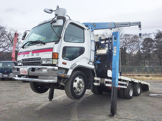 三菱ふそうファイターセルフクレーン3段増トン（6t・8t）[写真01]