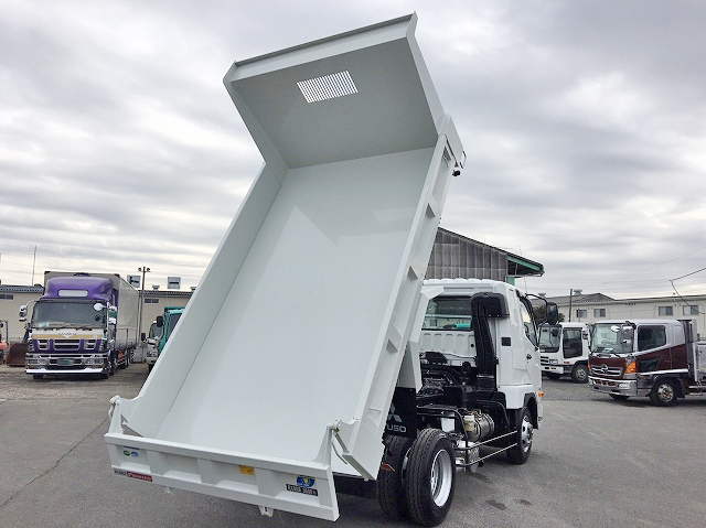 三菱ふそうファイターダンプ中型（4t）[写真02]