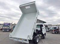 三菱ふそうファイターダンプ中型（4t）[写真02]